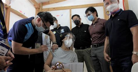 muntinlupa governor|Muntinlupa starts inoculation with Sputnik V.